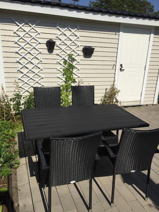 Downtown In Ten - Free Parking Appartement Gotenburg Buitenkant foto