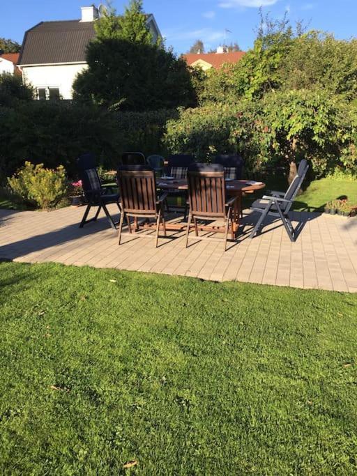 Downtown In Ten - Free Parking Appartement Gotenburg Buitenkant foto